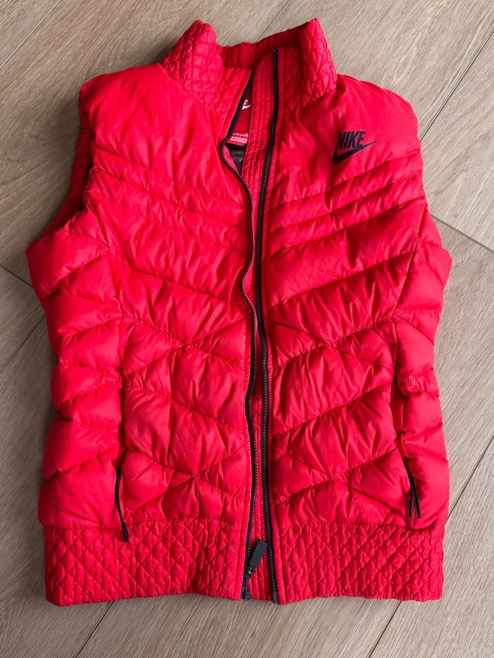 Nike womens Red Puffer Vest - heavy Quilted Jacket